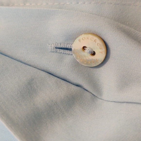 Foxcroft Blue Sleeveless Button Down Shirt - Picture 10 of 10